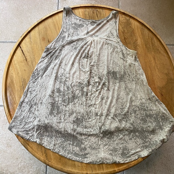 LIKE NEW American Eagle Tank - Picture 3 of 3